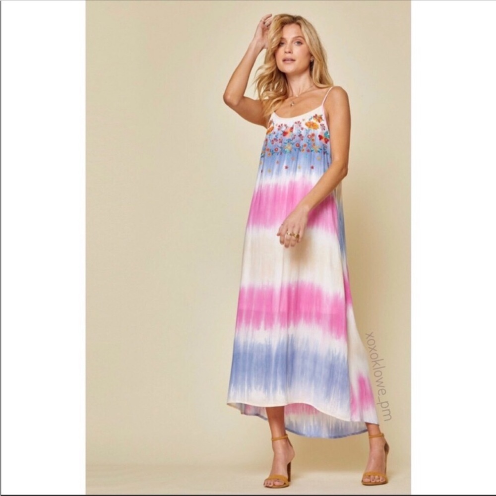 Gorgeous Sleeveless Tie Dye Striped Dress - Picture 1 of 5